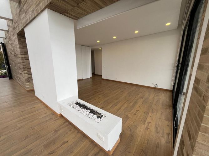 Casa de 4 alcobas en venta en Yerbabuena, Sopó, 480 m² · foto 10 de 23