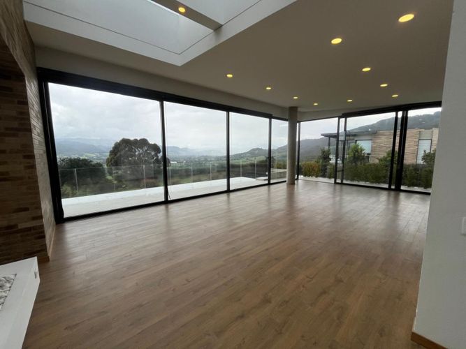 Casa de 4 alcobas en venta en Yerbabuena, Sopó, 480 m² · foto 17 de 23