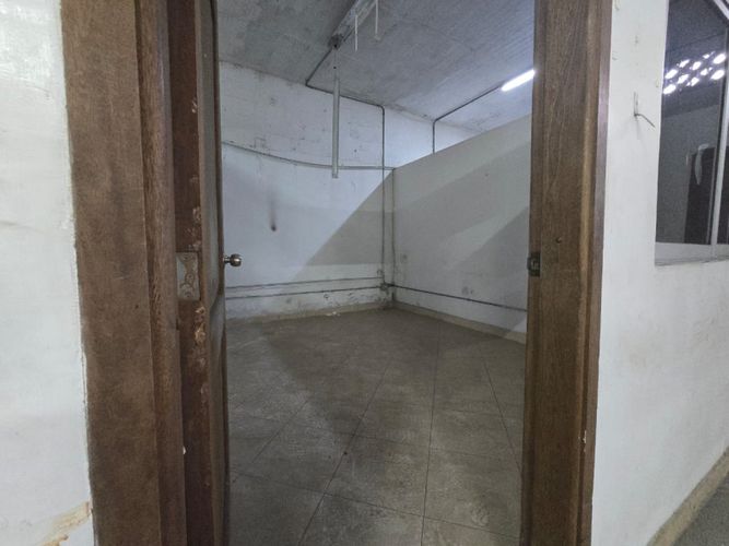 Bodega en arriendo en La Mina, Envigado, 280 m² · foto 10 de 16