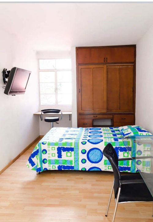 Casa de 13 alcobas en venta en San Joaquin, Medellín, 323 m² · foto 13 de 14