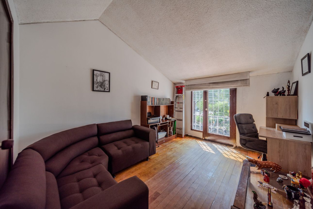 Casa en venta en Pasadena, Bogotá · foto 5 de 24