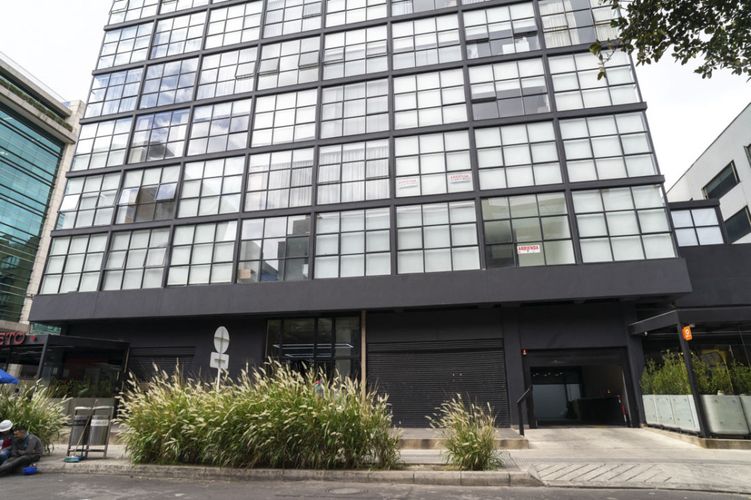 Apartaestudio en venta en Chico Norte, Bogotá, 17 m² · foto 3 de 24
