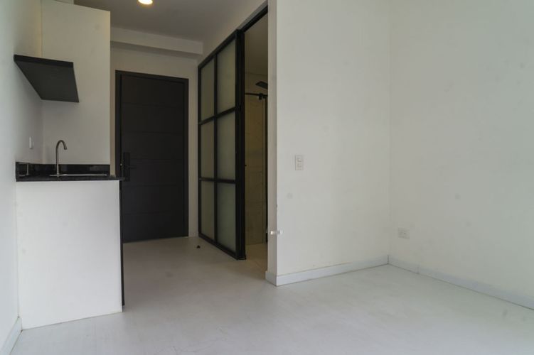Apartaestudio en venta en Chico Norte, Bogotá, 17 m² · foto 10 de 24