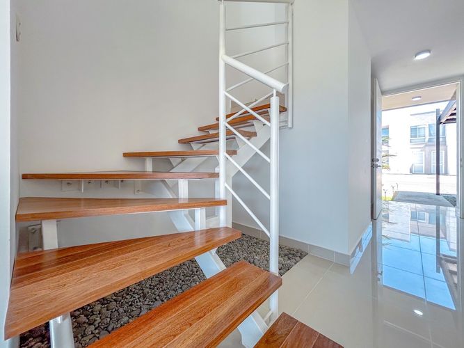 Casa en venta en Alfaguara, Jamundí, 234 m² · foto 9 de 18
