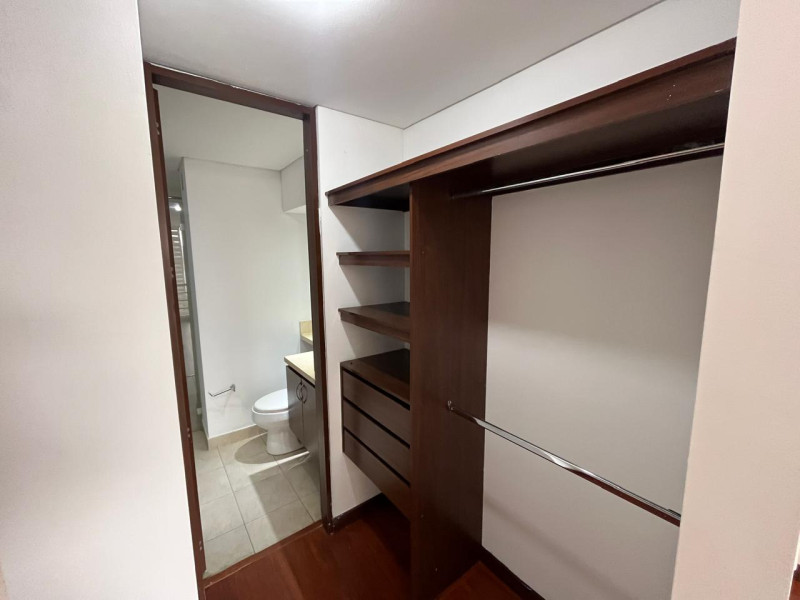 Apartamento en venta en La Castellana, Bogotá · foto 9 de 12