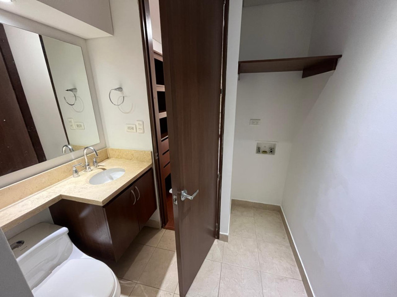 Apartamento en venta en La Castellana, Bogotá · foto 11 de 12