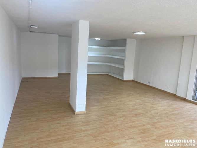 Local en arriendo en Conquistadores, Medellín, 56 m² · foto 3 de 12