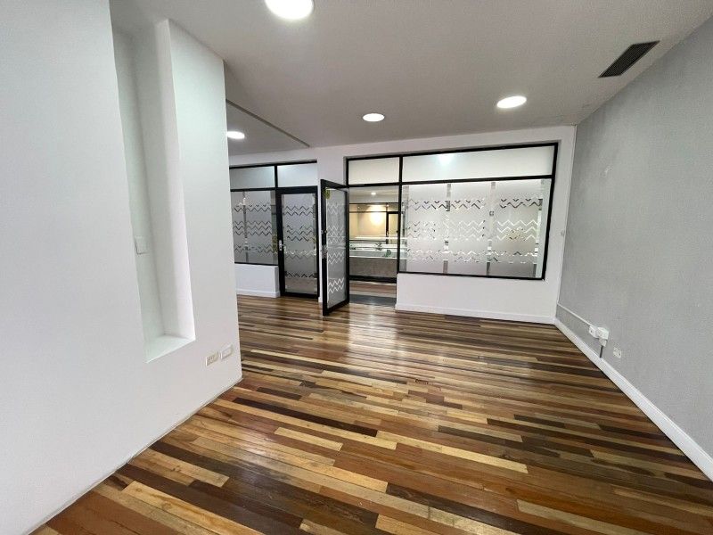 Oficina en arriendo en El Poblado, Medellín, 138 m² · foto 3 de 13