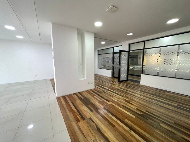 Oficina en arriendo en El Poblado, Medellín, 138 m² · foto 6 de 13