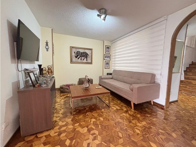 Apartamento de 4 alcobas en venta en Chicó Navarra, Bogotá, 230 m² · foto 5 de 19
