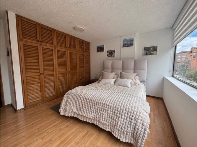 Apartamento de 4 alcobas en venta en Chicó Navarra, Bogotá, 230 m² · foto 8 de 19