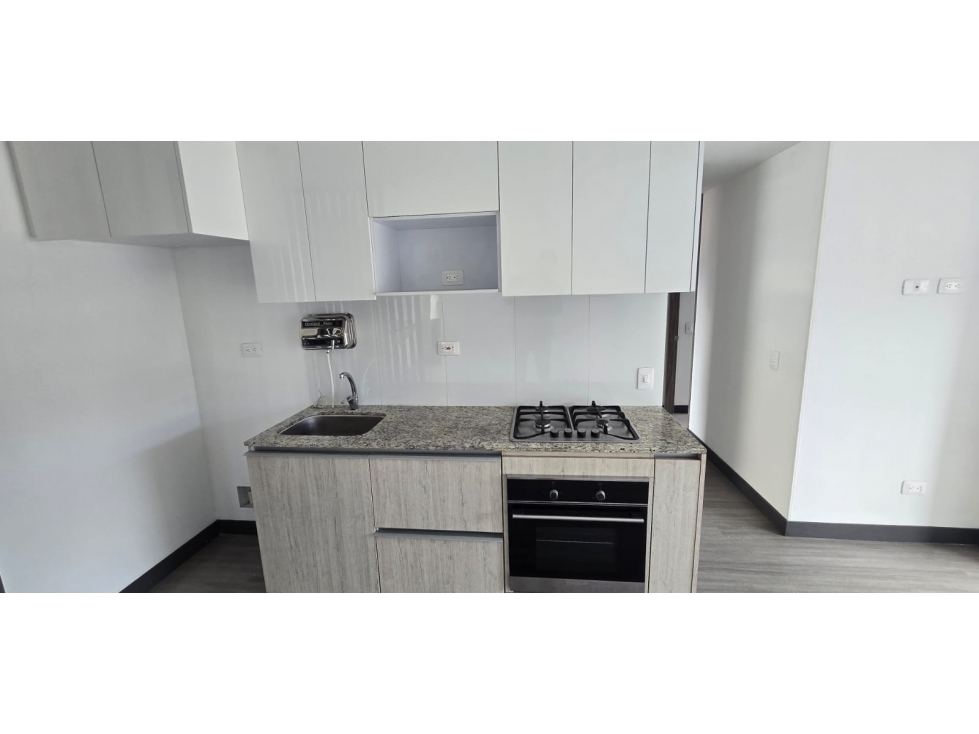 Apartamento en venta en Galerias, Bogotá · foto 5 de 13