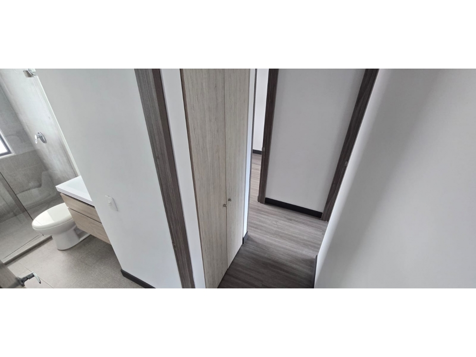 Apartamento en venta en Galerias, Bogotá · foto 8 de 13