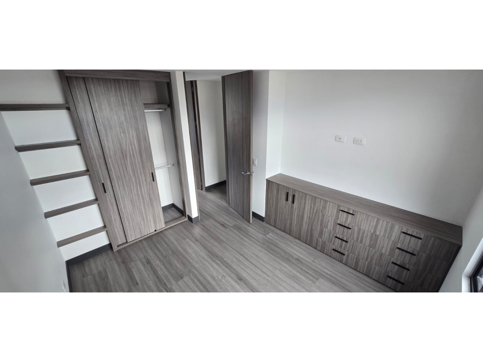 Apartamento en venta en Galerias, Bogotá · foto 10 de 13