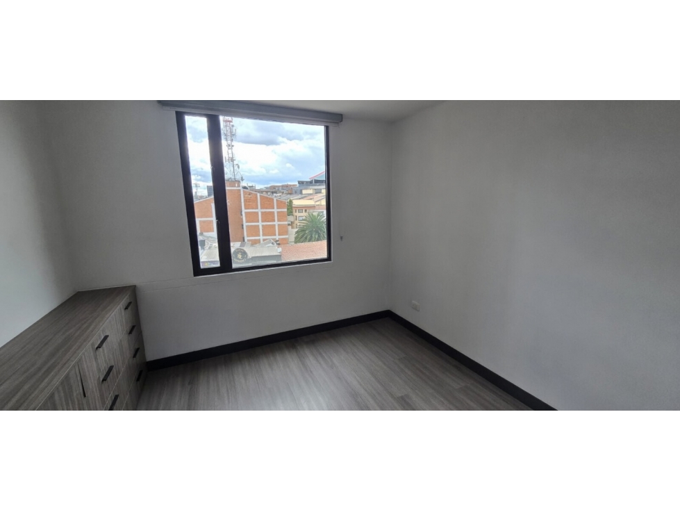 Apartamento en venta en Galerias, Bogotá · foto 11 de 13
