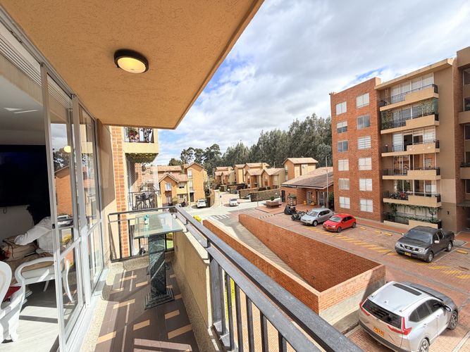 Apartamento de 3 alcobas en venta en Hacienda Casablanca La Sierra, Madrid, 84 m² · foto 14 de 24