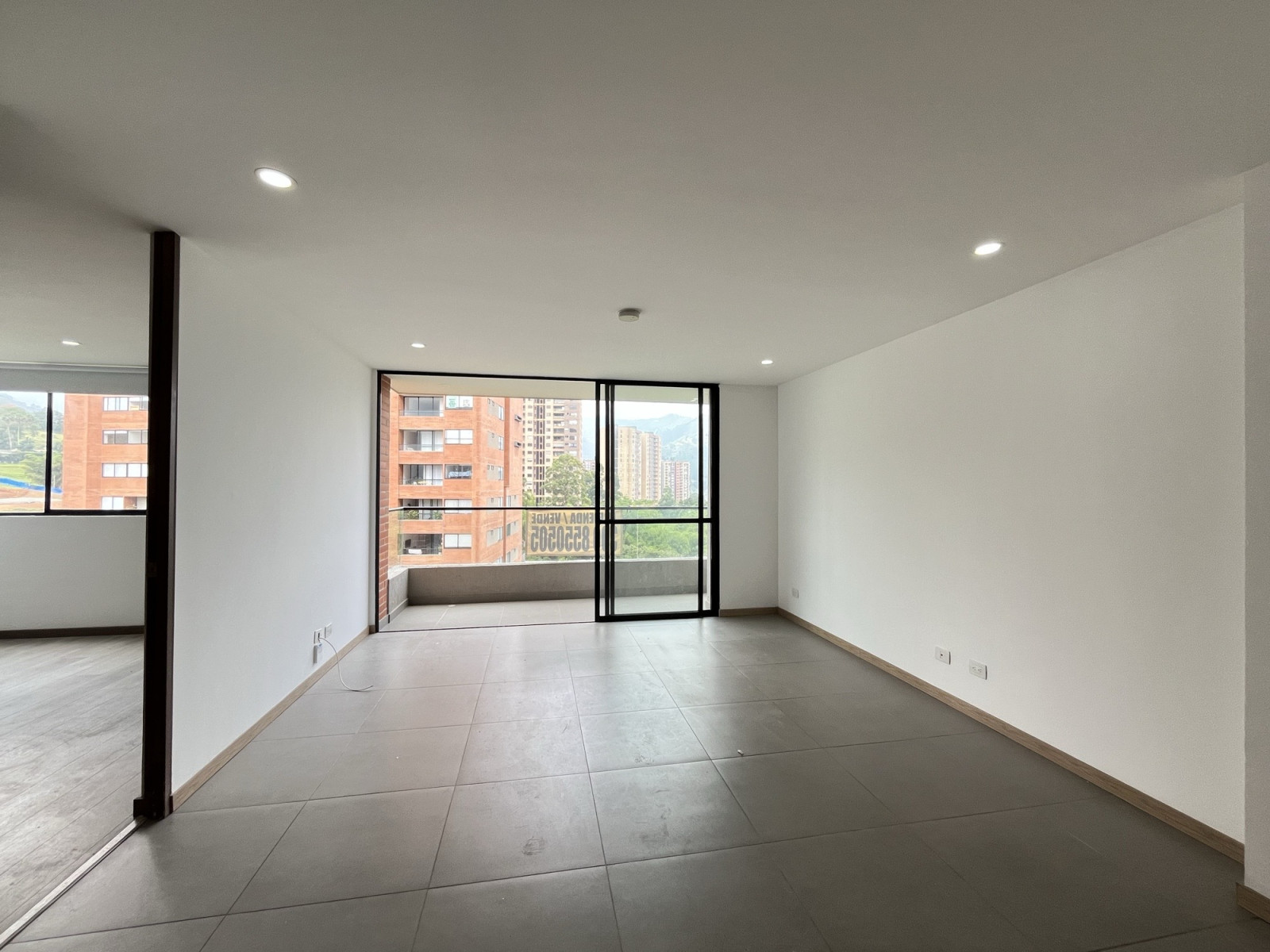 1BR Apartment in Loma del Escobero (62 m²) - 3