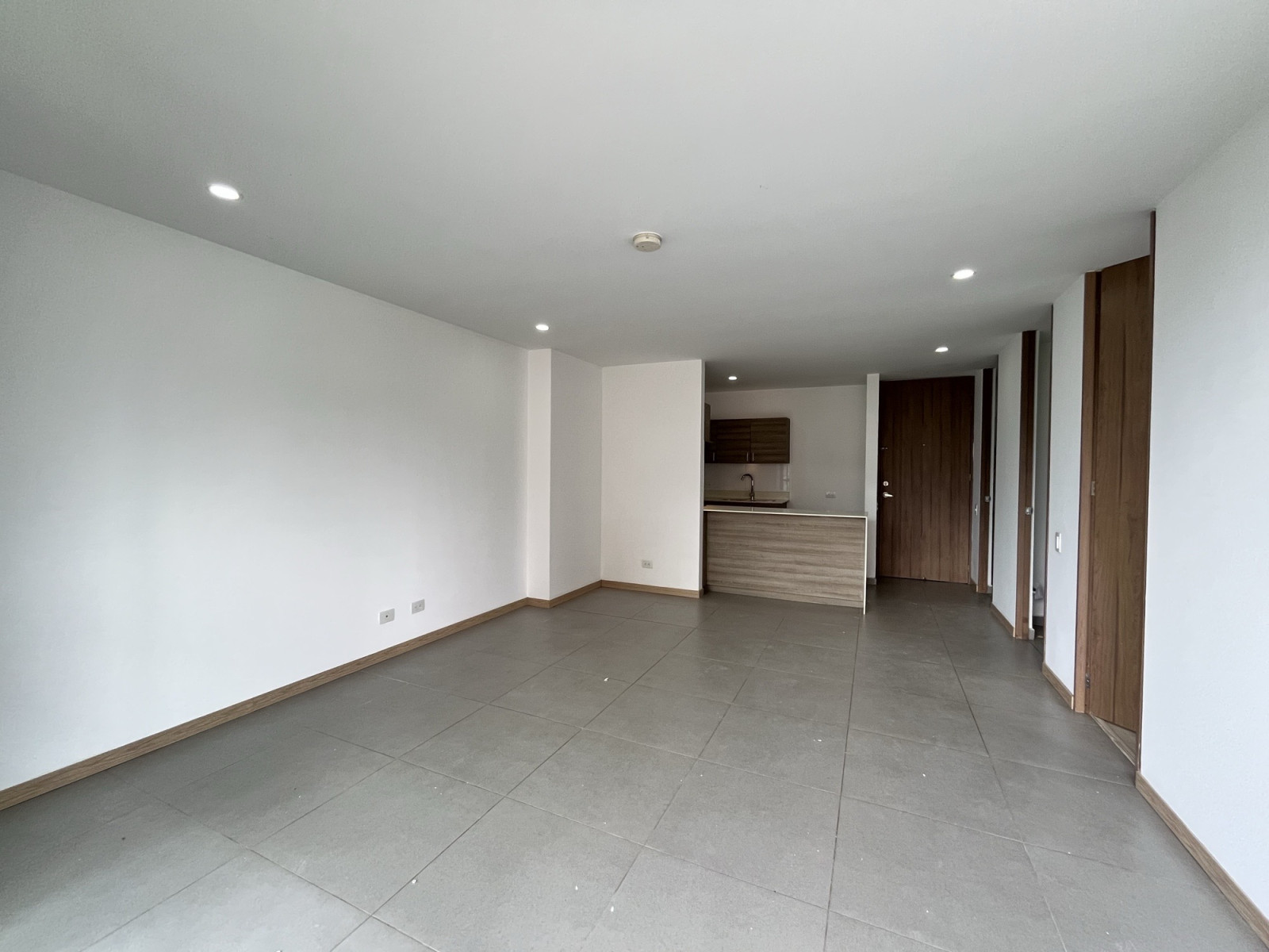 1BR Apartment in Loma del Escobero (62 m²) - 4