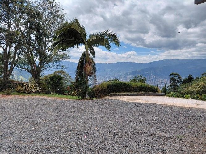 Finca en arriendo en San Antonio De Prado, Medellín, 450 m² · foto 15 de 19