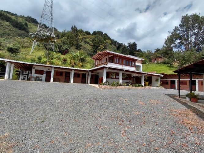 Finca en arriendo en San Antonio De Prado, Medellín, 450 m² · foto 16 de 19