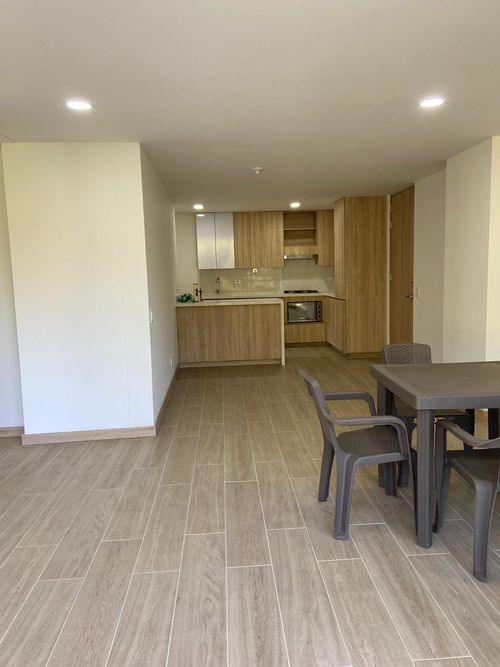 Apartamento de 3 alcobas en arriendo en Las Palmas, Envigado, 90 m² · foto 5 de 17