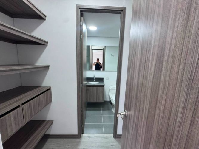 Apartamento de 3 alcobas en arriendo en Altos Del Poblado, Medellín, 70 m² · foto 21 de 24