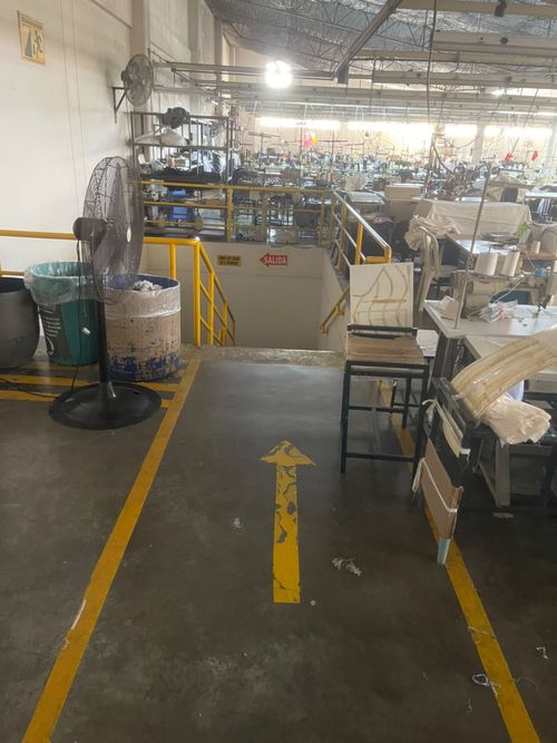 Bodega en arriendo en Salomia, Cali · foto 18 de 24