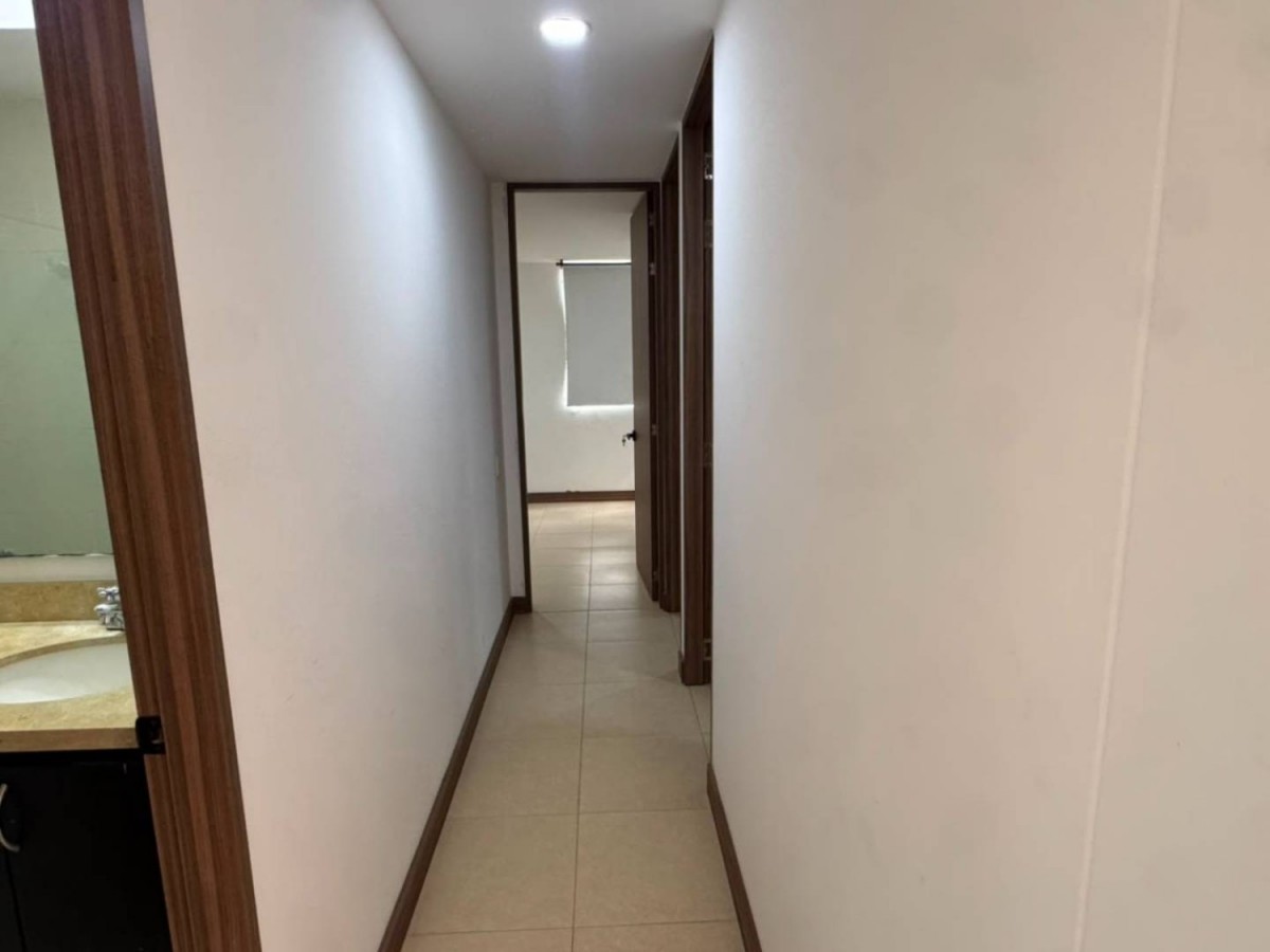 Apartamento en venta en Vía Las Palmas, Medellín · foto 14 de 24