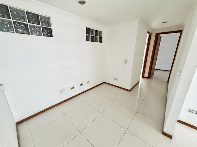 Apartamento de 2 alcobas en venta en Aves Maria, Sabaneta, 90 m² · foto 8 de 14