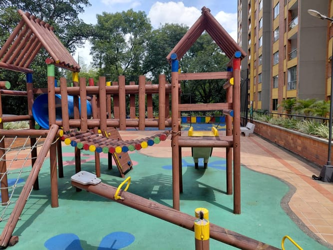 Apartamento de 3 alcobas en arriendo en La Aguacatala, Medellín, 90 m² · foto 19 de 20