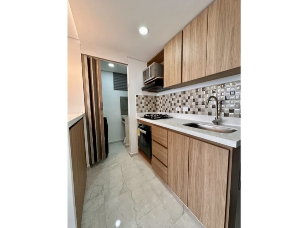 Apartamento en venta en Ditaires, Itagüí · foto 4 de 17