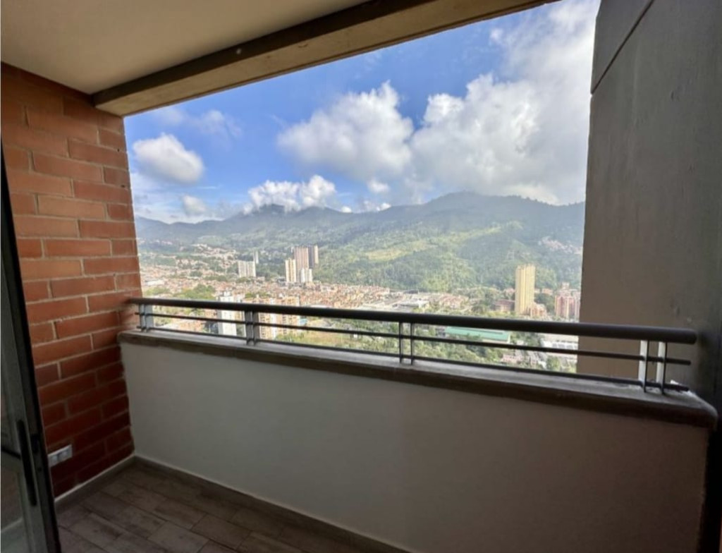 Apartamento en venta en Ditaires, Itagüí · foto 9 de 17