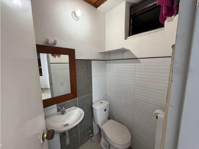 Oficina en arriendo en Conquistadores, Medellín, 34 m² · foto 7 de 9