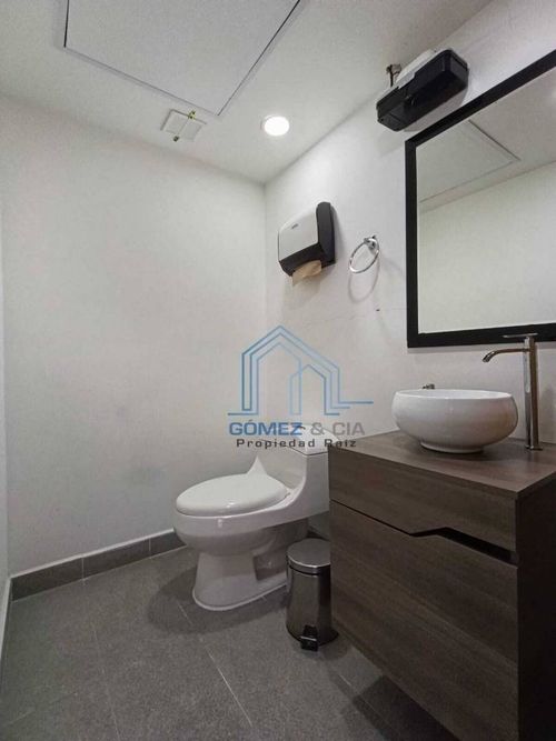 Oficina en arriendo en Las Palmas, Medellín, 230 m² · foto 13 de 13