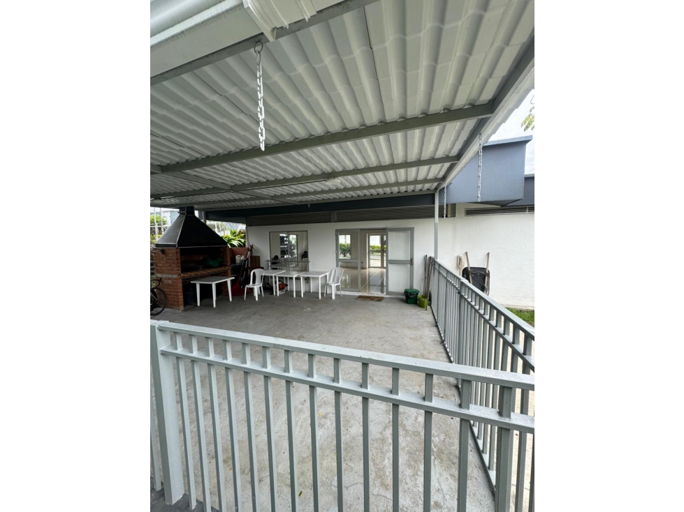 Casa en venta en Santa Monica, Dosquebradas · foto 11 de 13
