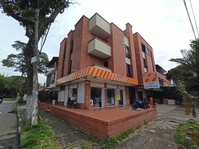 Edificio en venta en Villa Del Sur, Cali, 500 m² · foto 2 de 6