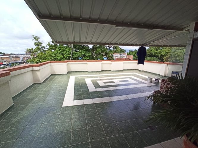 Edificio en venta en Villa Del Sur, Cali, 500 m² · foto 5 de 6
