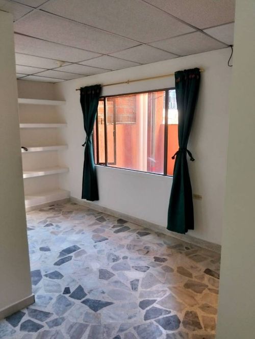 Oficina en arriendo en Centro, Neiva, 31 m² · foto 4 de 8