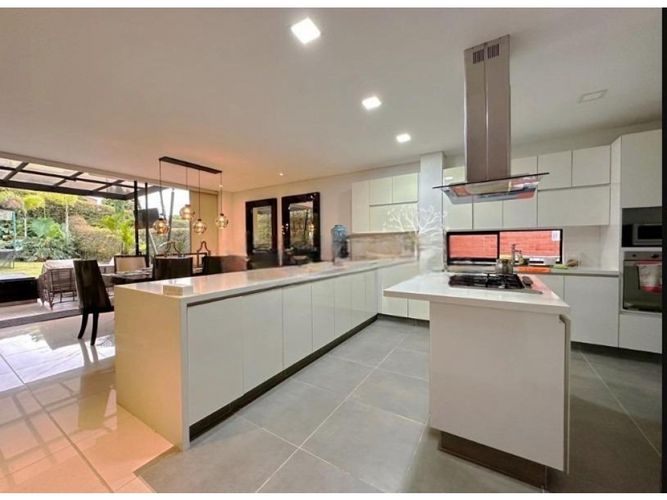 Casa de 3 alcobas en venta en Mesa, Medellín, 270 m² · foto 5 de 19