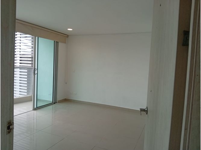 Apartamento de 3 alcobas en arriendo en Manga, Cartagena, 122 m² · foto 22 de 24