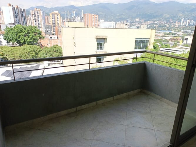 Apartamento de 4 alcobas en venta en Mayorca, Sabaneta, 72 m² · foto 8 de 24