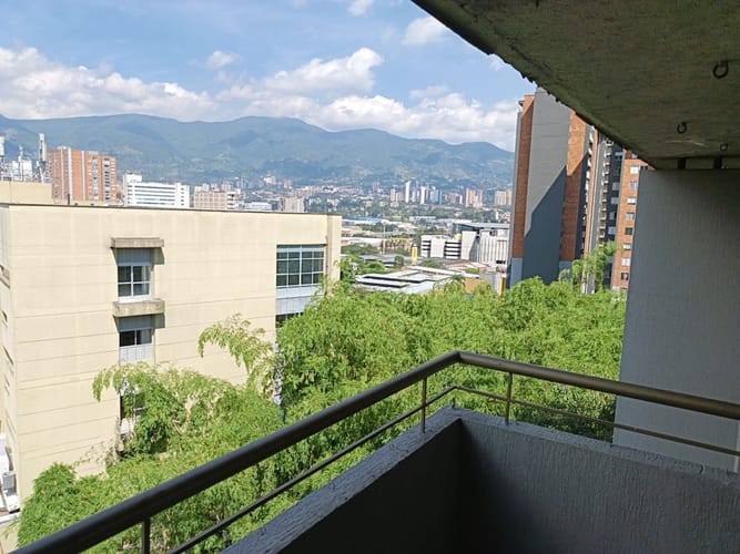 Apartamento de 4 alcobas en venta en Mayorca, Sabaneta, 72 m² · foto 9 de 24
