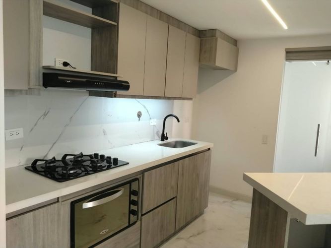Apartamento de 2 alcobas en venta en Laureles, Medellín, 57 m² · foto 7 de 19