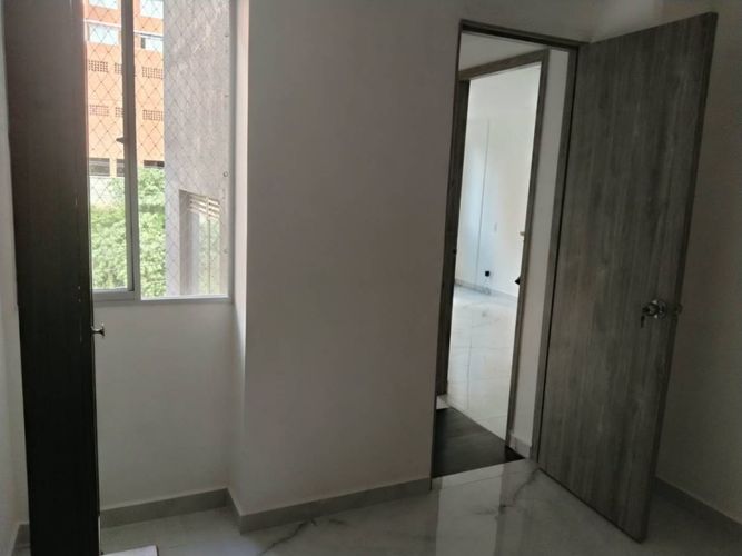 Apartamento de 2 alcobas en venta en Laureles, Medellín, 57 m² · foto 14 de 19