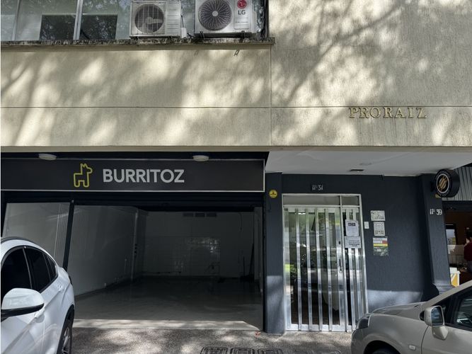 Local en arriendo en Manila, Medellín, 45 m² · foto 11 de 11