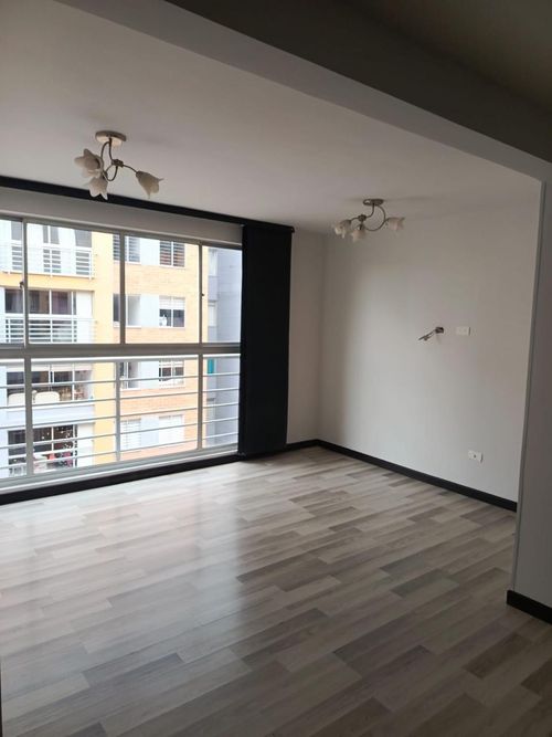 Apartamento de 3 alcobas en venta en Tintala, Bogotá, 56 m² · foto 3 de 13