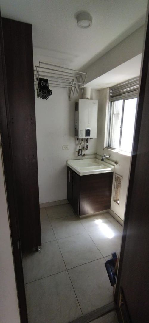 Apartamento de 3 alcobas en venta en Tintala, Bogotá, 56 m² · foto 12 de 13