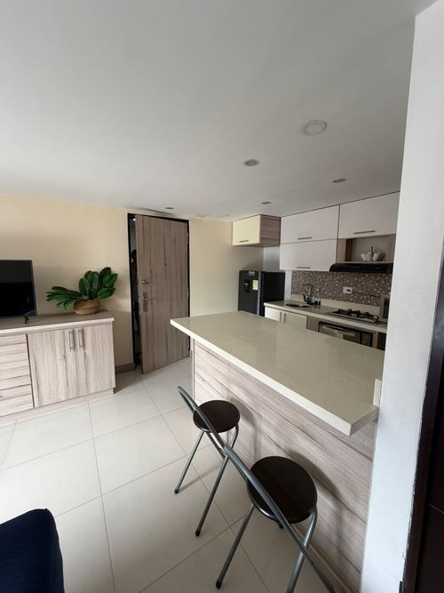 Apartaestudio en venta en La Frontera, Medellín, 30 m² · foto 3 de 14