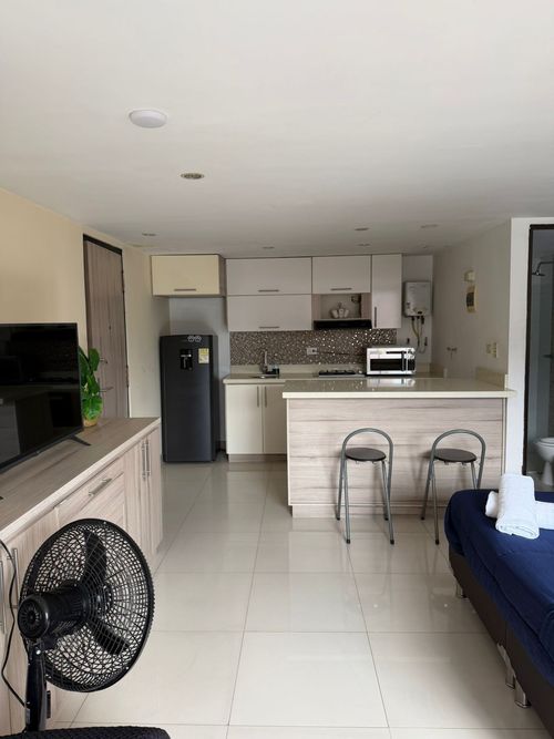 Apartaestudio en venta en La Frontera, Medellín, 30 m² · foto 4 de 14