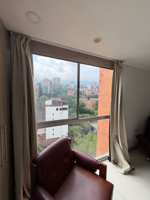 Apartaestudio en venta en La Frontera, Medellín, 30 m² · foto 13 de 14